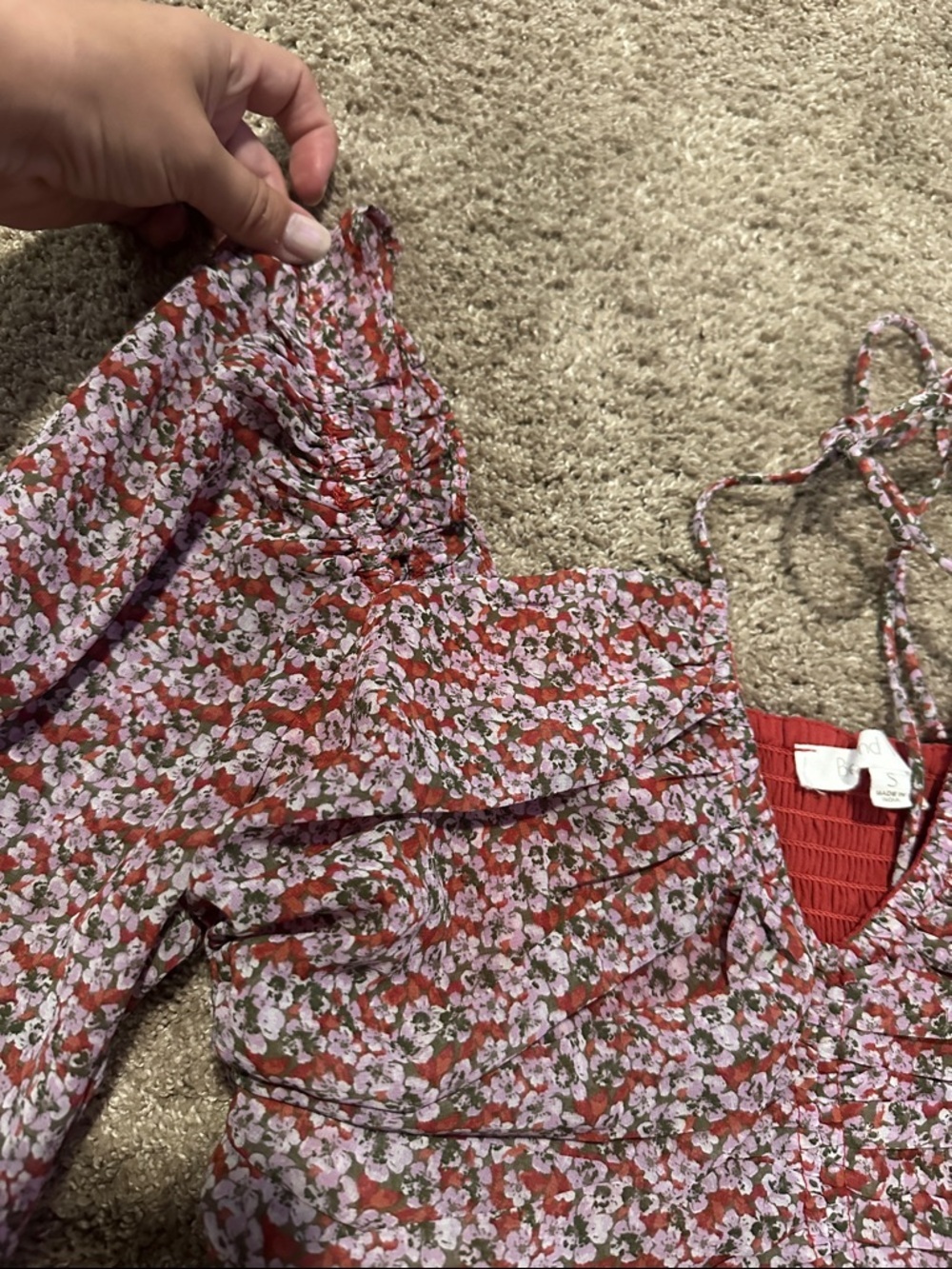 Red Floral Ruffle Crop Top - Picture 3 of 7